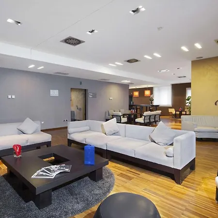Nh Milano Fiera Hotel 4*