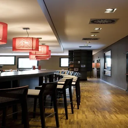 米兰国际会展中心nh酒店 酒店 4*