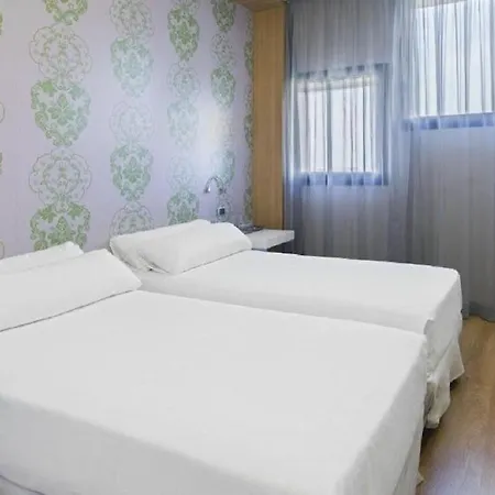 Nh Milano Fiera Hotel 4*